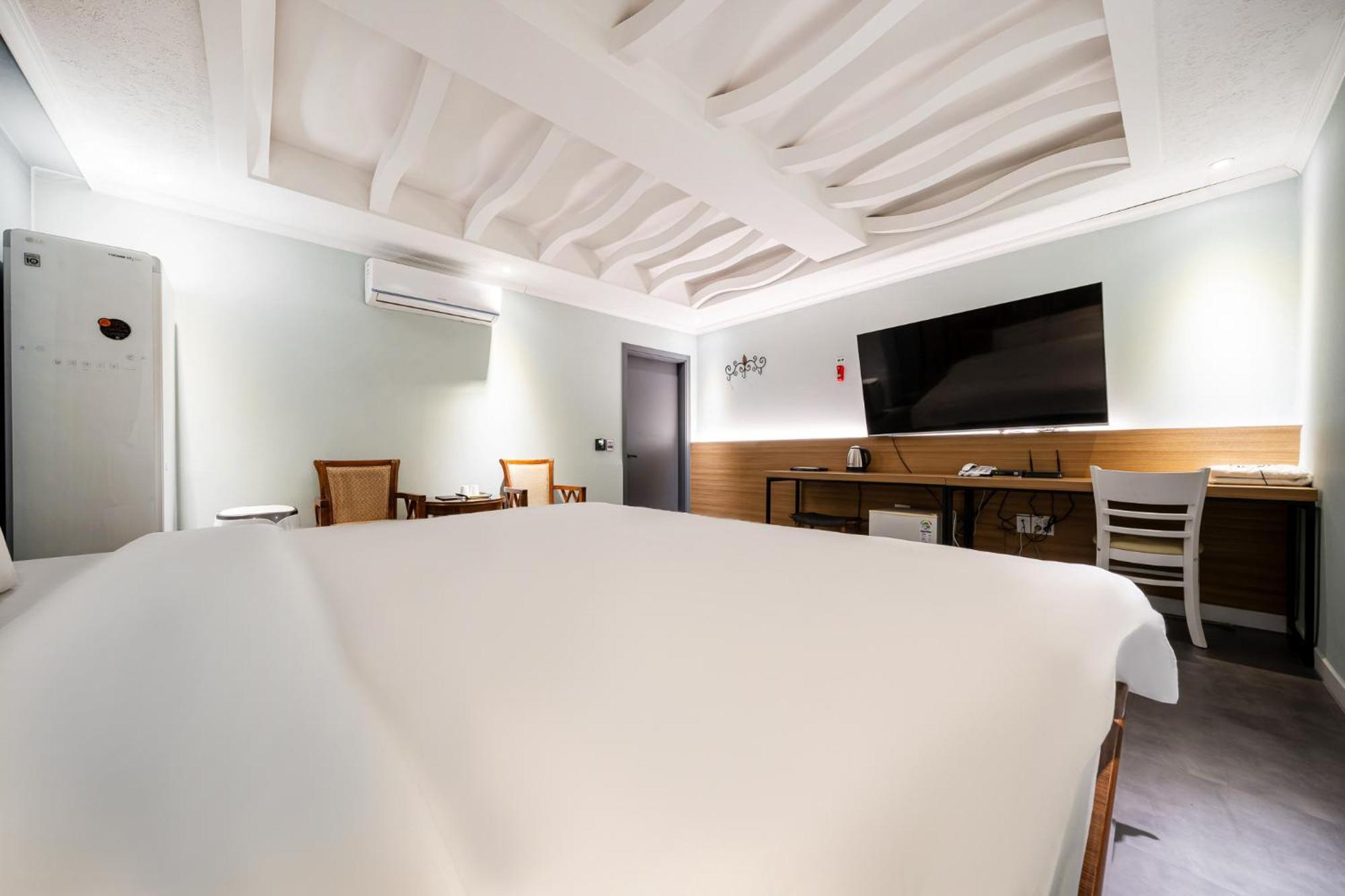 Hotel New Evergreen Mokpo Zewnętrze zdjęcie