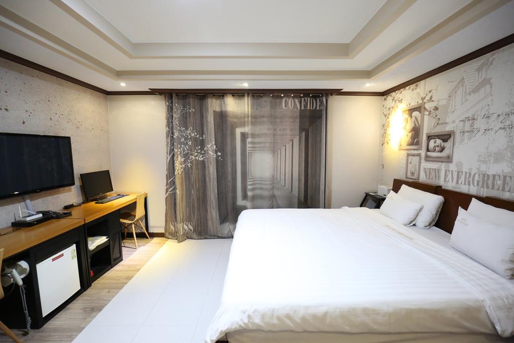 Hotel New Evergreen Mokpo Zewnętrze zdjęcie
