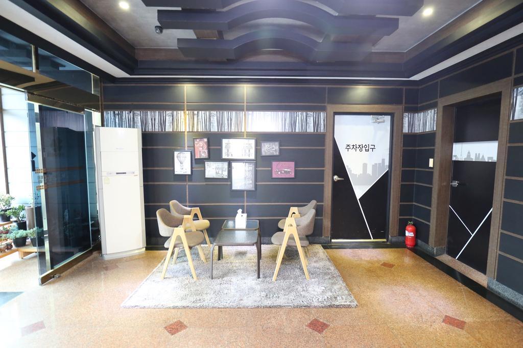 Hotel New Evergreen Mokpo Zewnętrze zdjęcie