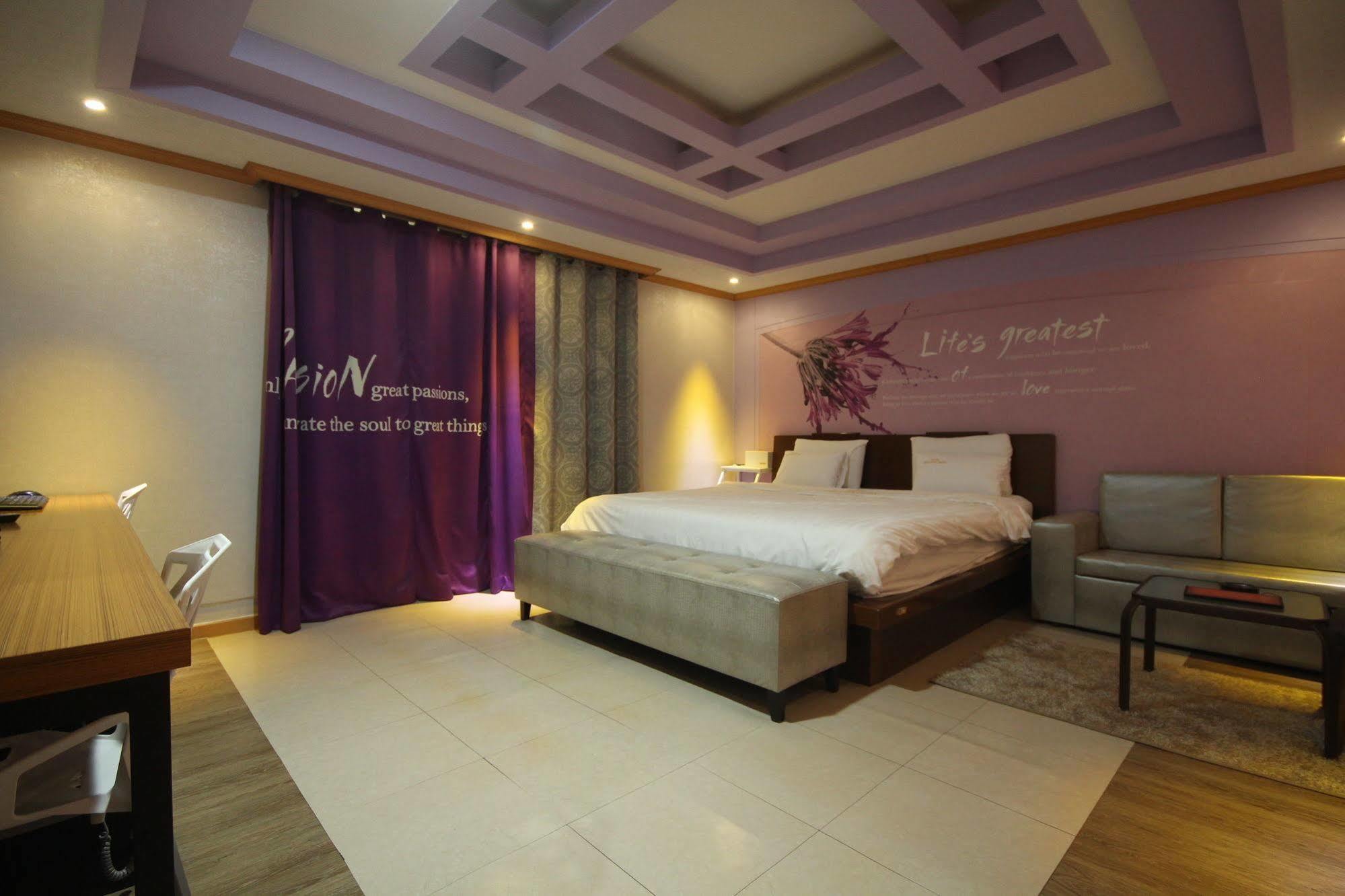 Hotel New Evergreen Mokpo Zewnętrze zdjęcie