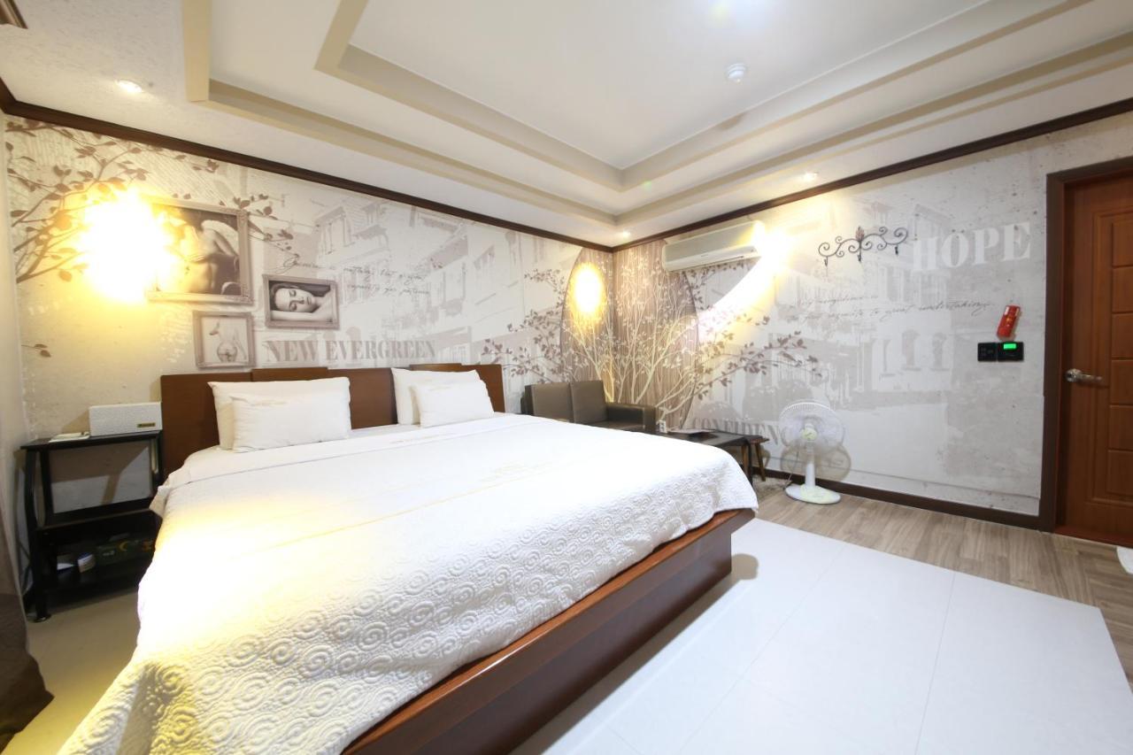 Hotel New Evergreen Mokpo Zewnętrze zdjęcie